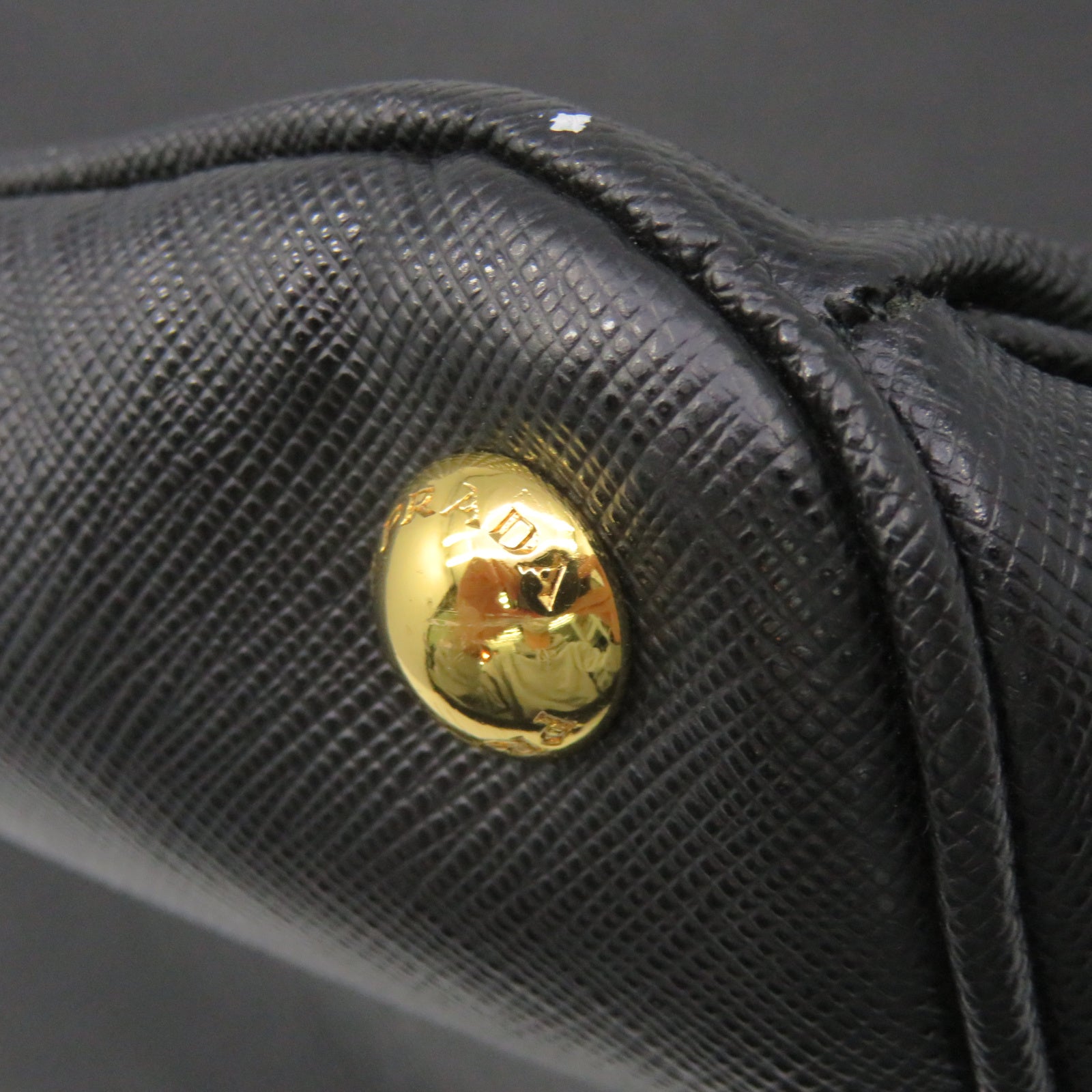 PRADA Cowhide Leather Handbag Gold Buckle Handbag Black