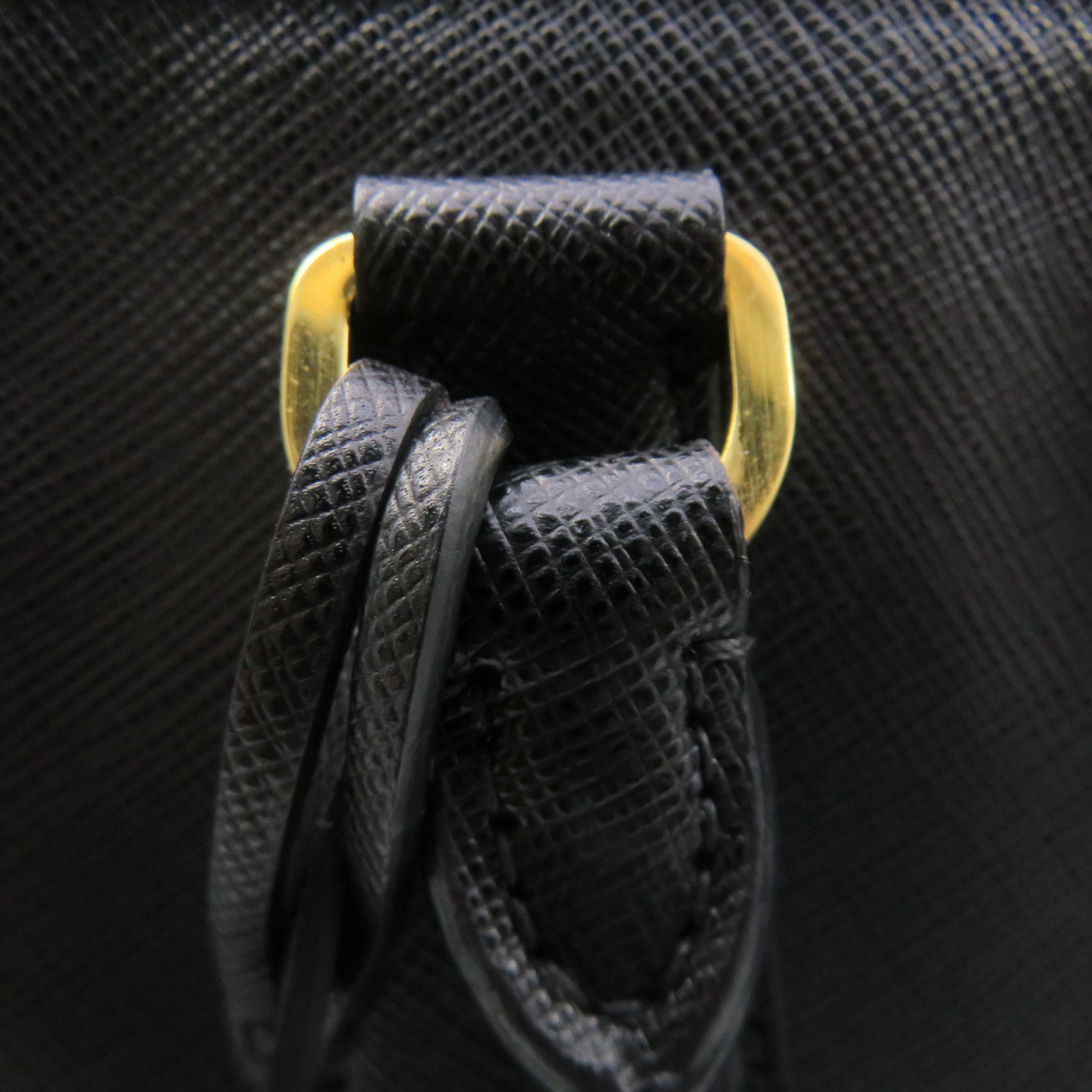 PRADA 牛皮皮革Handbag金扣手挽袋黑色