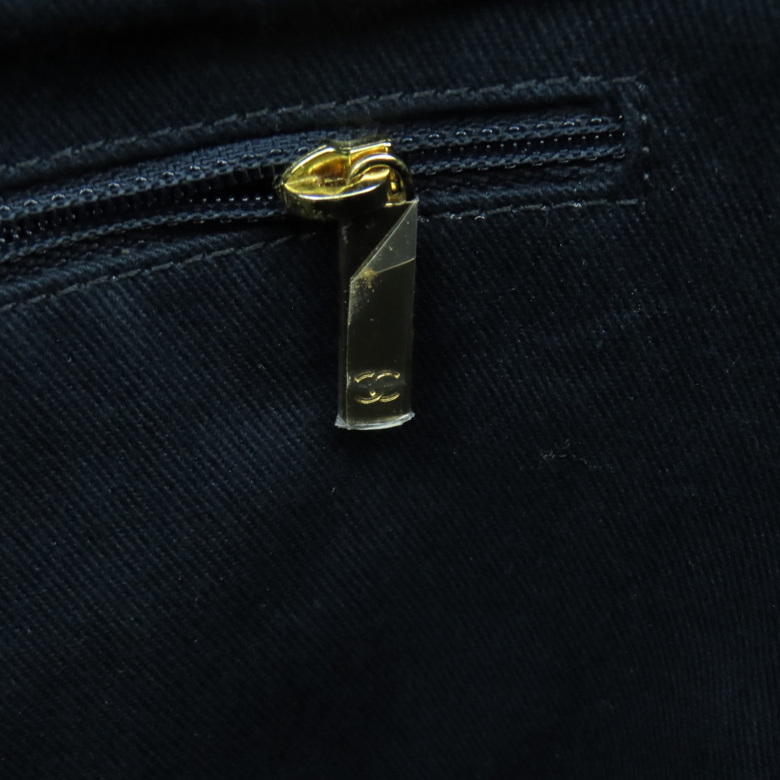 CHANEL 帆布Deauville Tote金扣肩背袋藍色