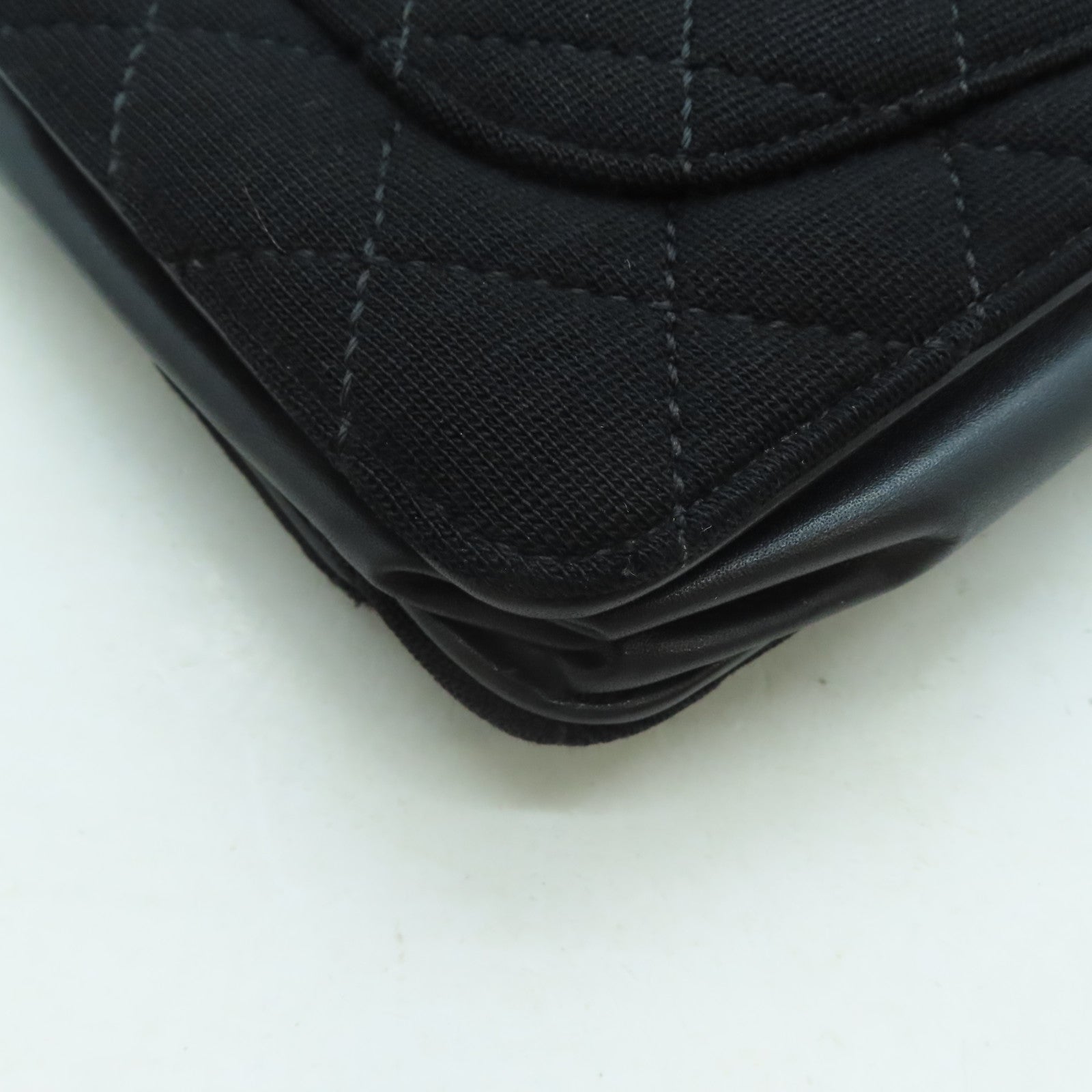 CHANEL 菱格帆布Wallet On Chain銀扣肩背袋黑色