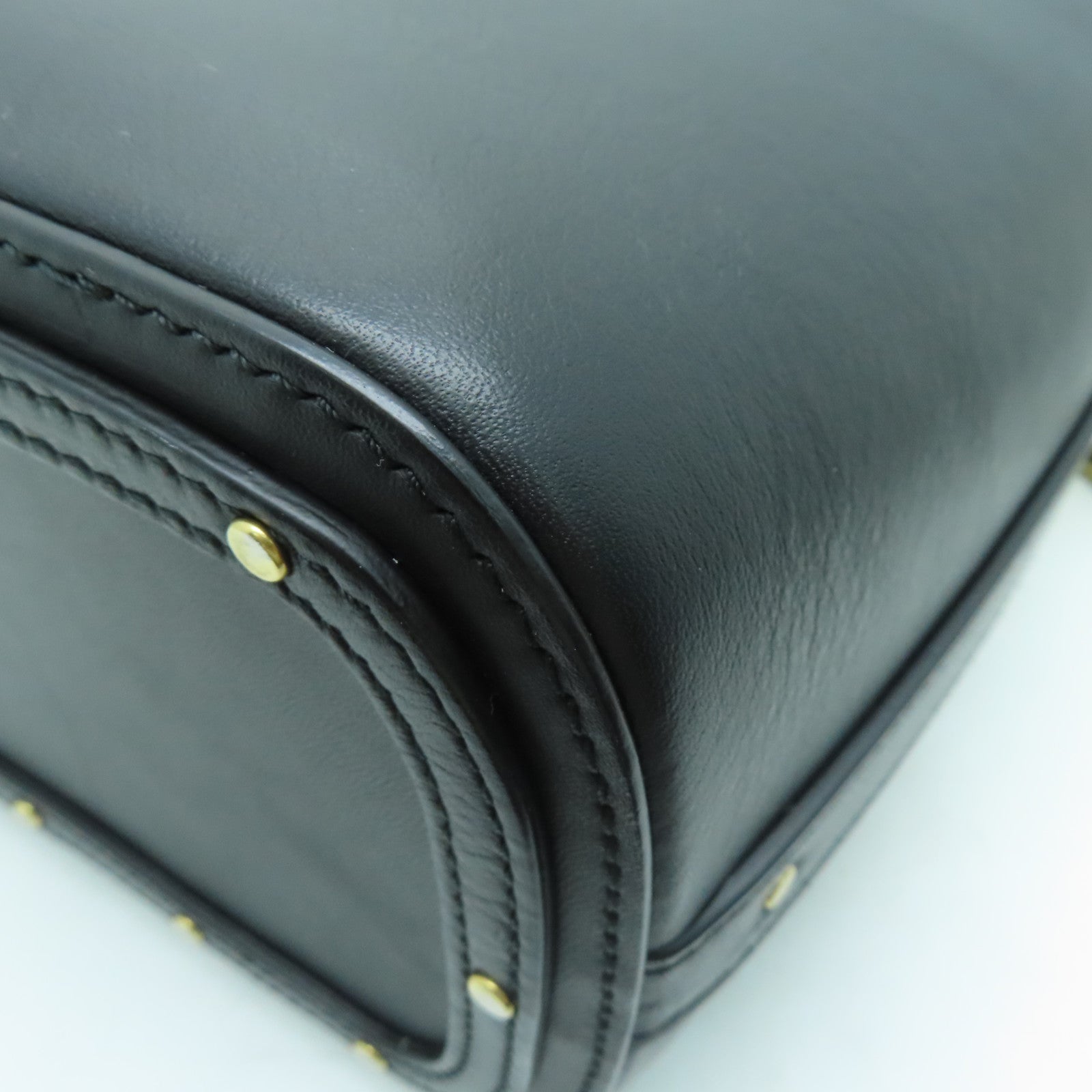 Chloe 牛皮皮革Handbag金扣手挽袋黑色
