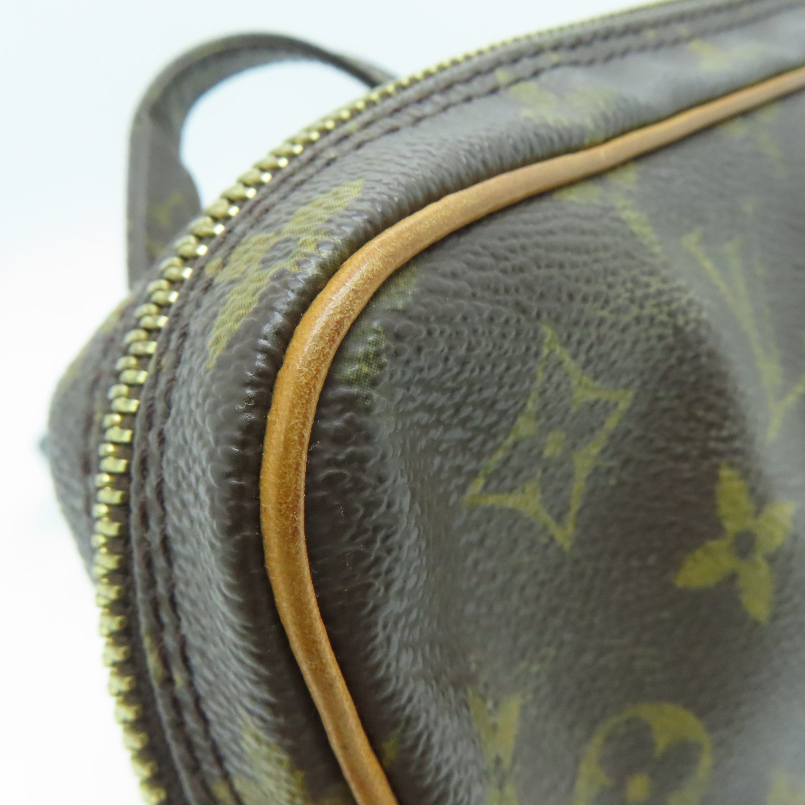 LOUIS VUITTON Monogram Pochette Marly Bandouliere Shoulder Bag金扣肩背袋啡色