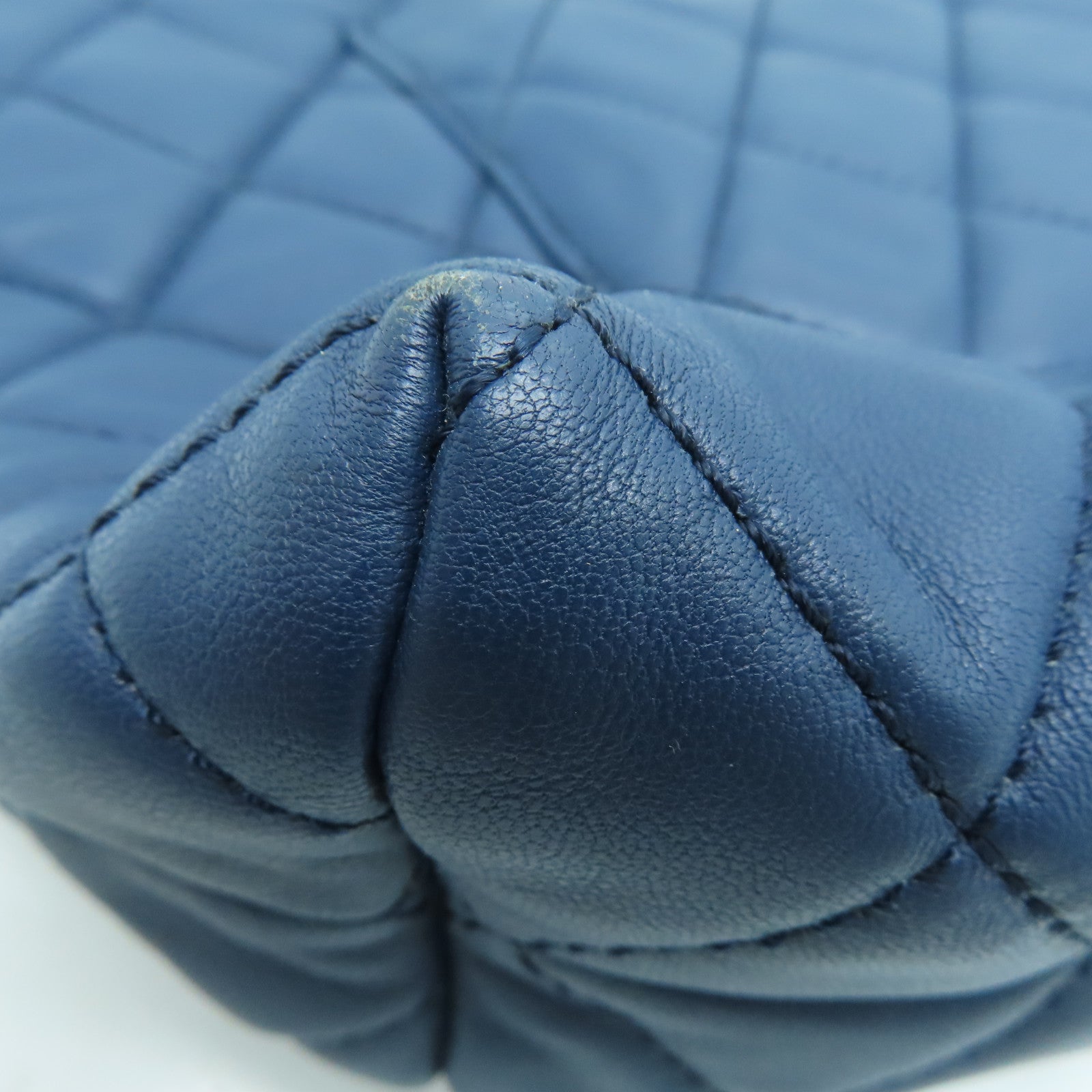 CHANEL 【激减优惠】菱格牛皮皮革Shoulder Bag银扣手挽袋蓝色