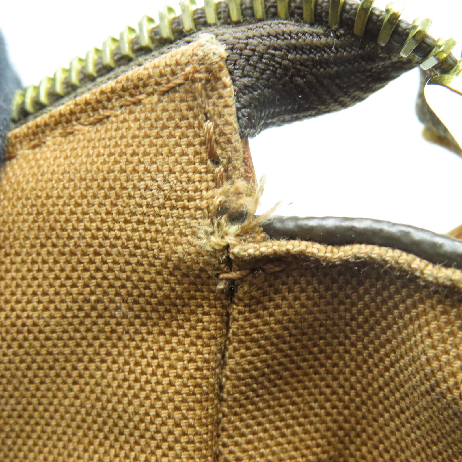 LOUIS VUITTON Monogram Tulum GM金扣肩背袋啡色