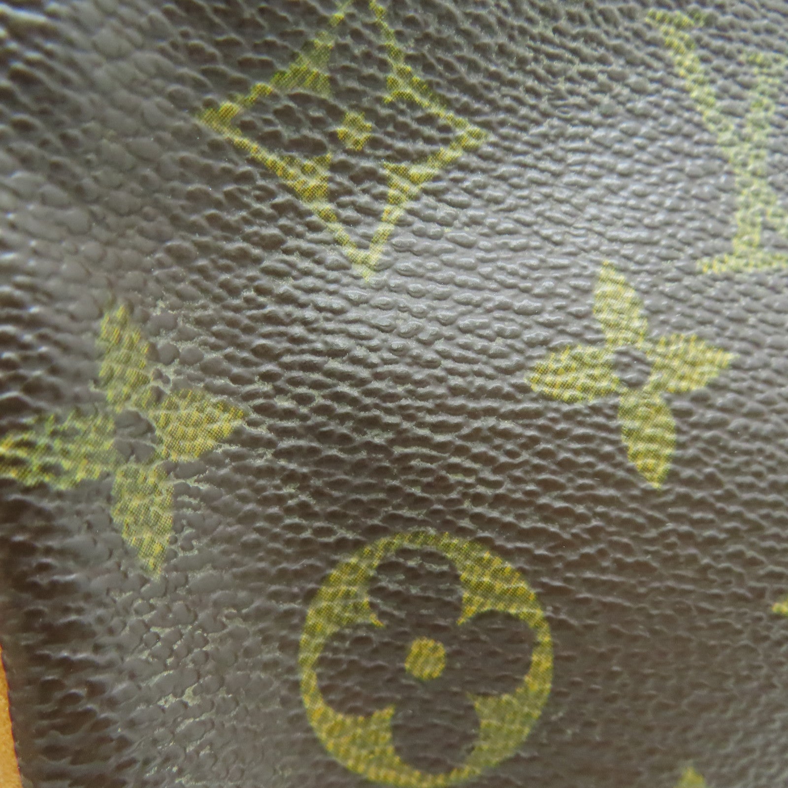 LOUIS VUITTON Monogram Pochette Marly Bandouliere Shoulder Bag金扣肩背袋啡色