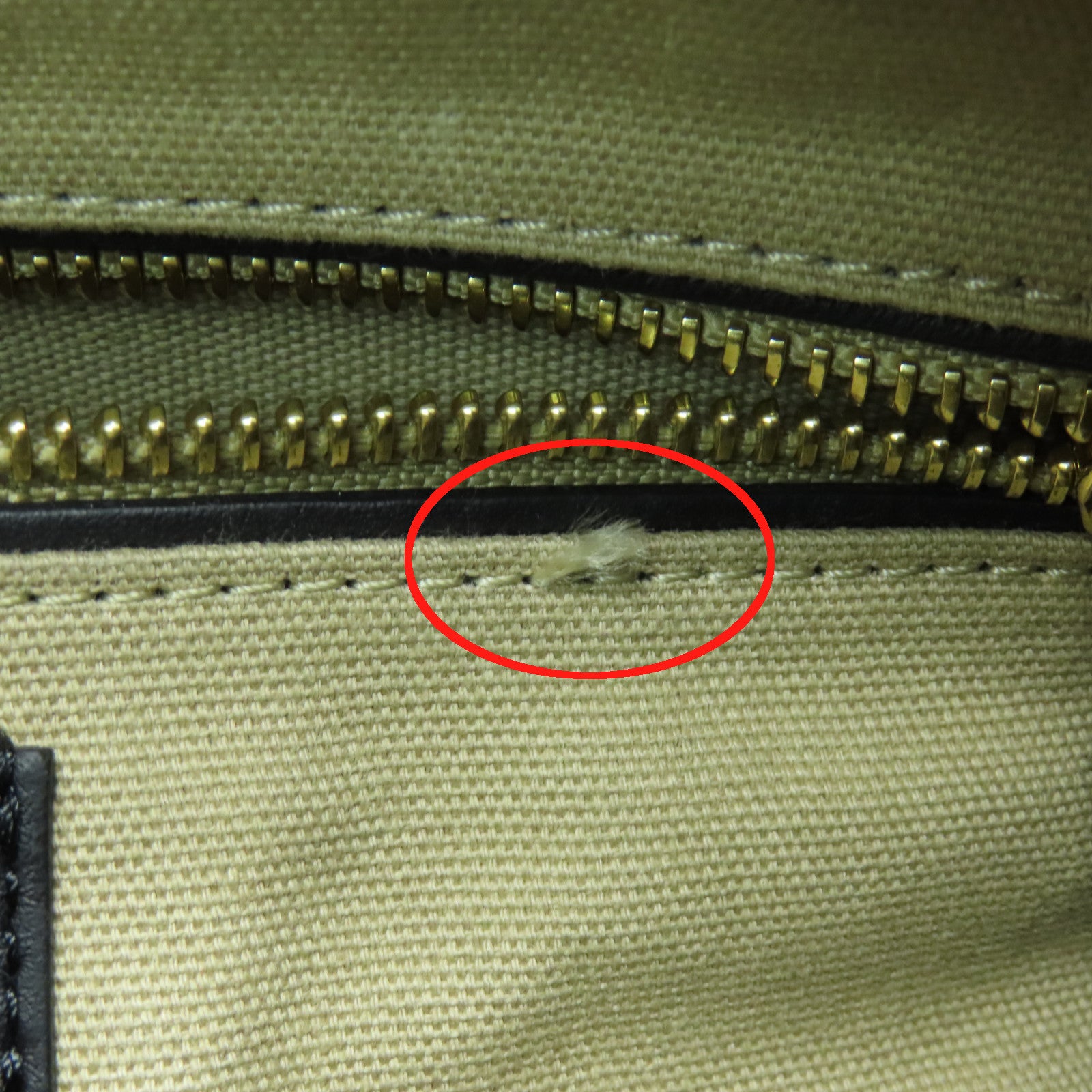 Chloe 牛皮皮革Handbag金扣手挽袋黑色