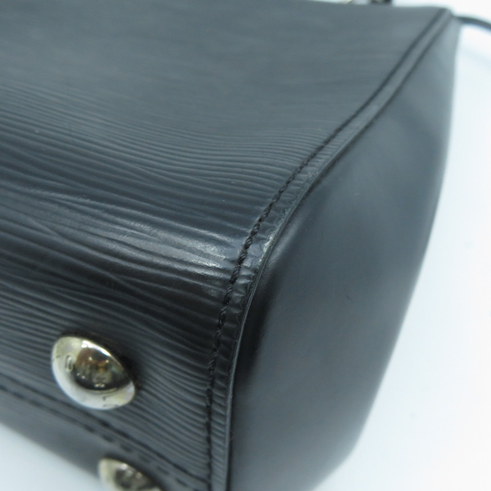 LOUIS VUITTON Epi Cluny BB銀扣手挽肩背兩用袋黑色