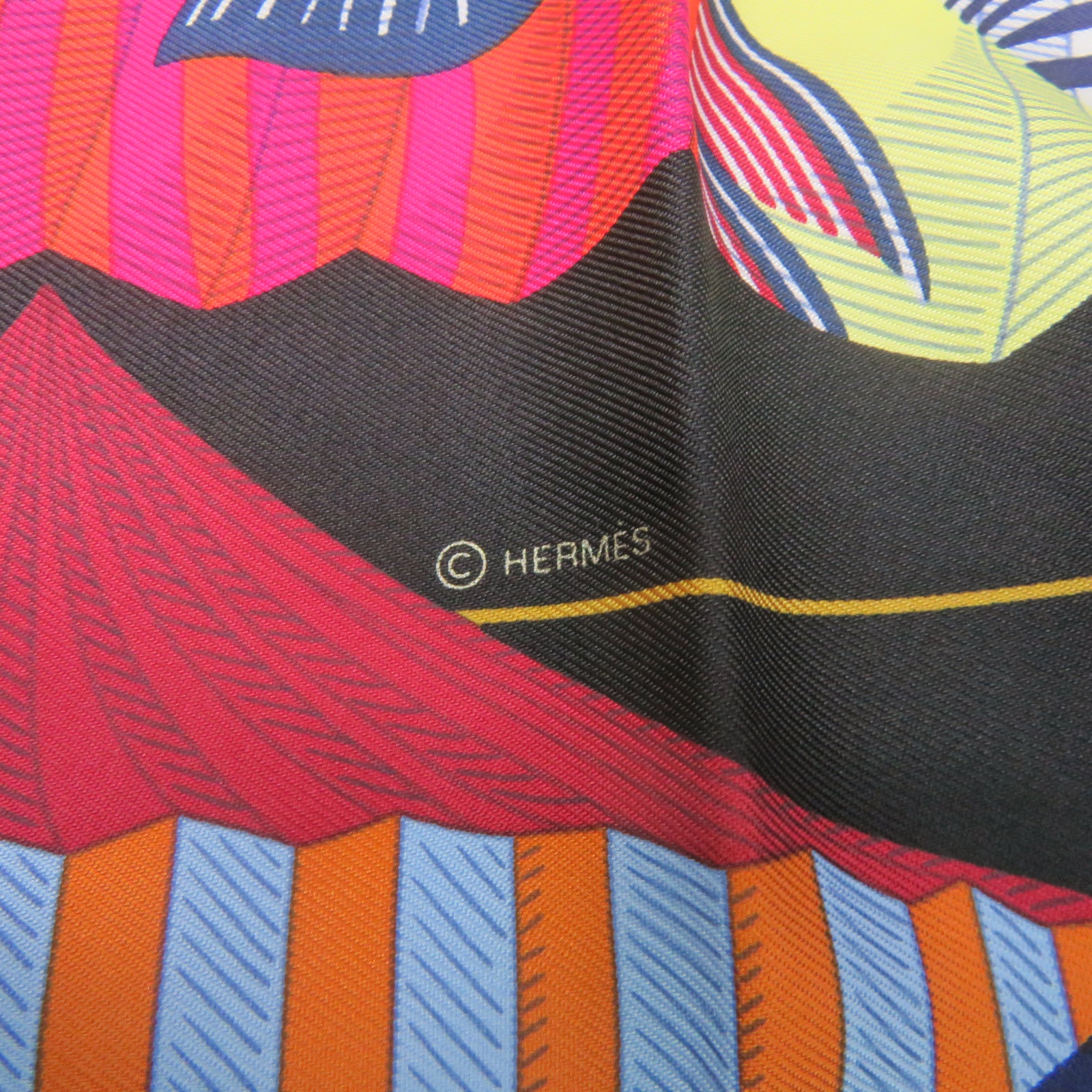 HERMES 【激减优惠】丝质Scarf丝巾黑色
