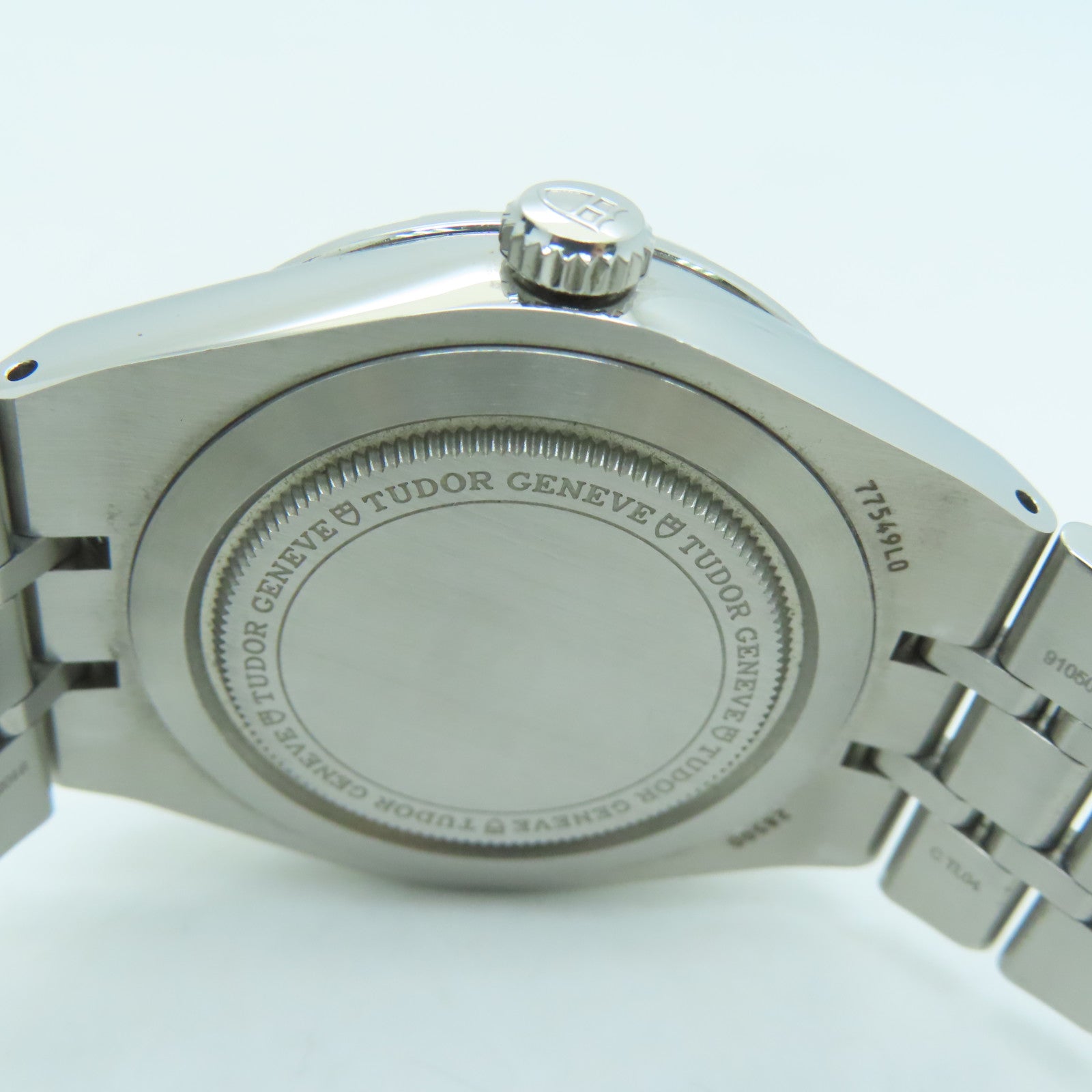 TUDOR Royal 38mm不锈钢钻石手表自动机芯蓝色