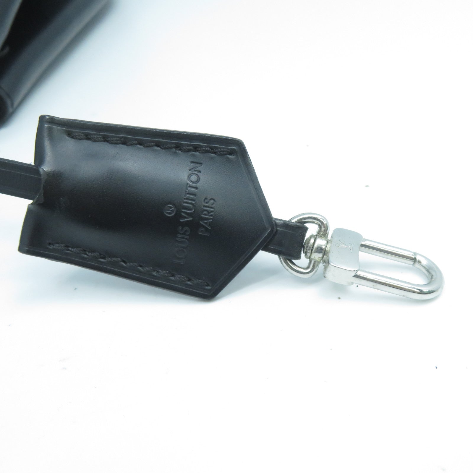 LOUIS VUITTON Epi Cluny BB銀扣手挽肩背兩用袋黑色