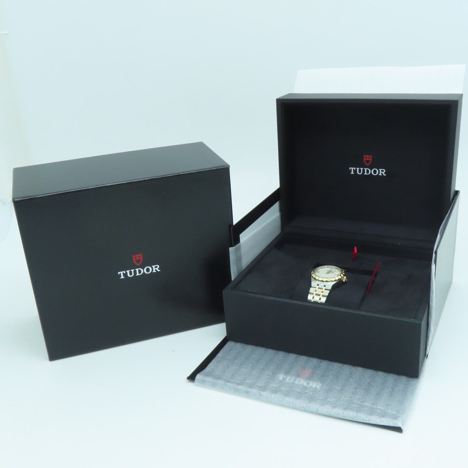TUDOR Royal 28mm不锈钢钻石手表自动机芯白色