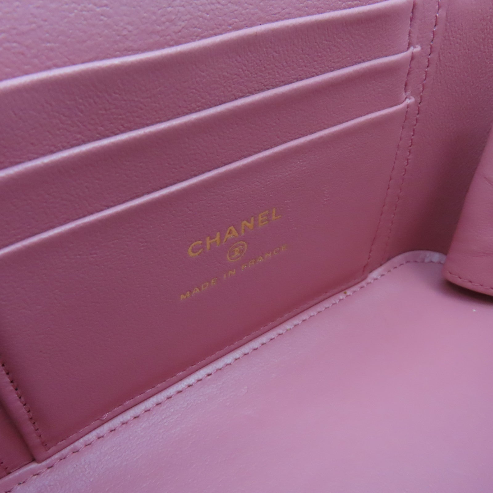 CHANEL 菱格牛皮皮革Vanity Rectangular Chain Shoulder Bag金扣鏈帶肩背化妝包粉紅色