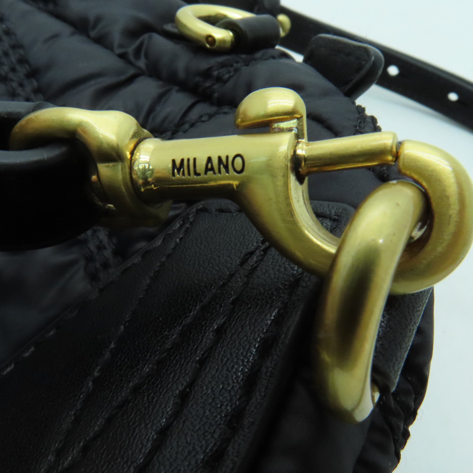 MOSCHINO 帆布Backpack金扣背包黑色