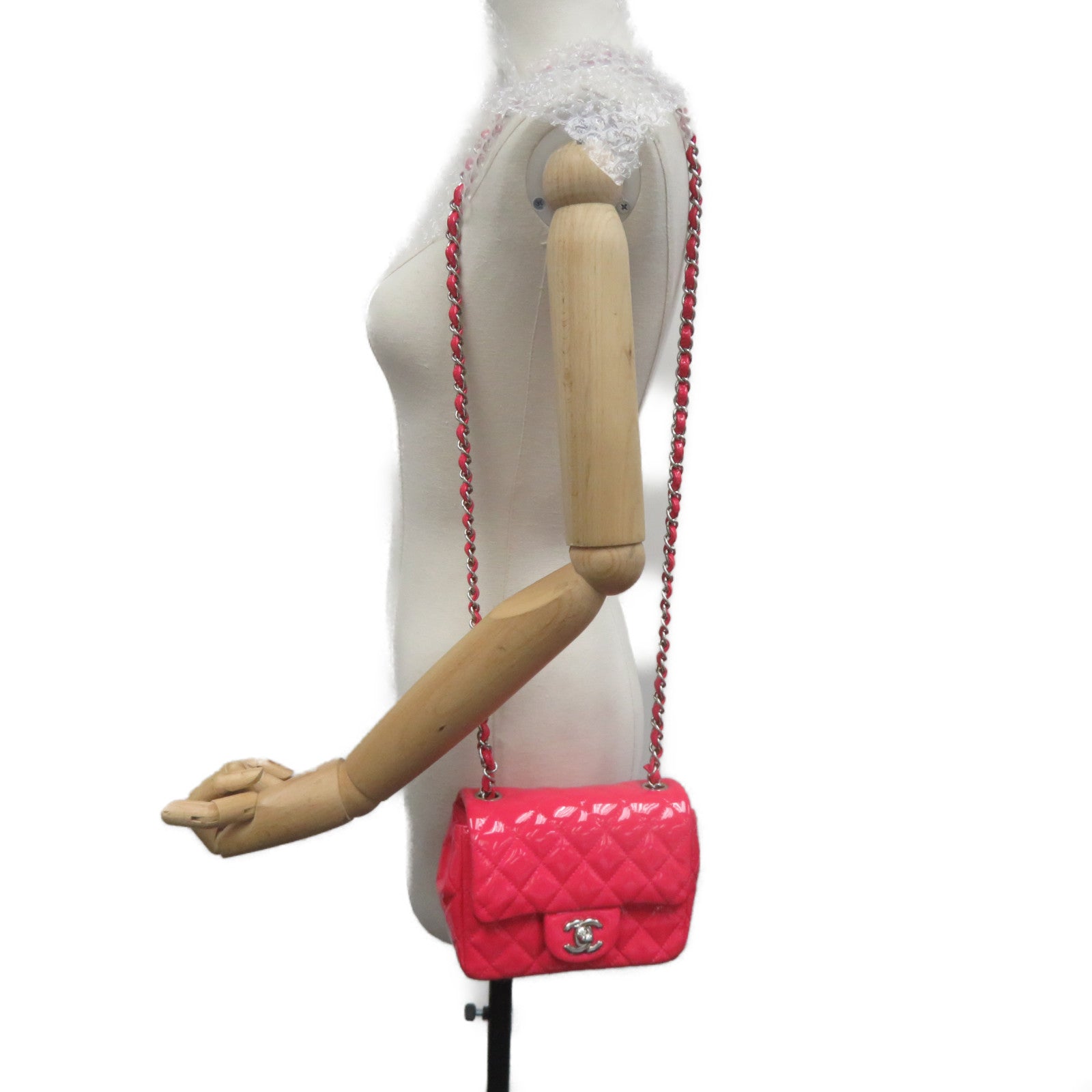 CHANEL 【激减优惠】菱格漆皮皮革Chain Shoulder银扣链带肩背袋粉红色
