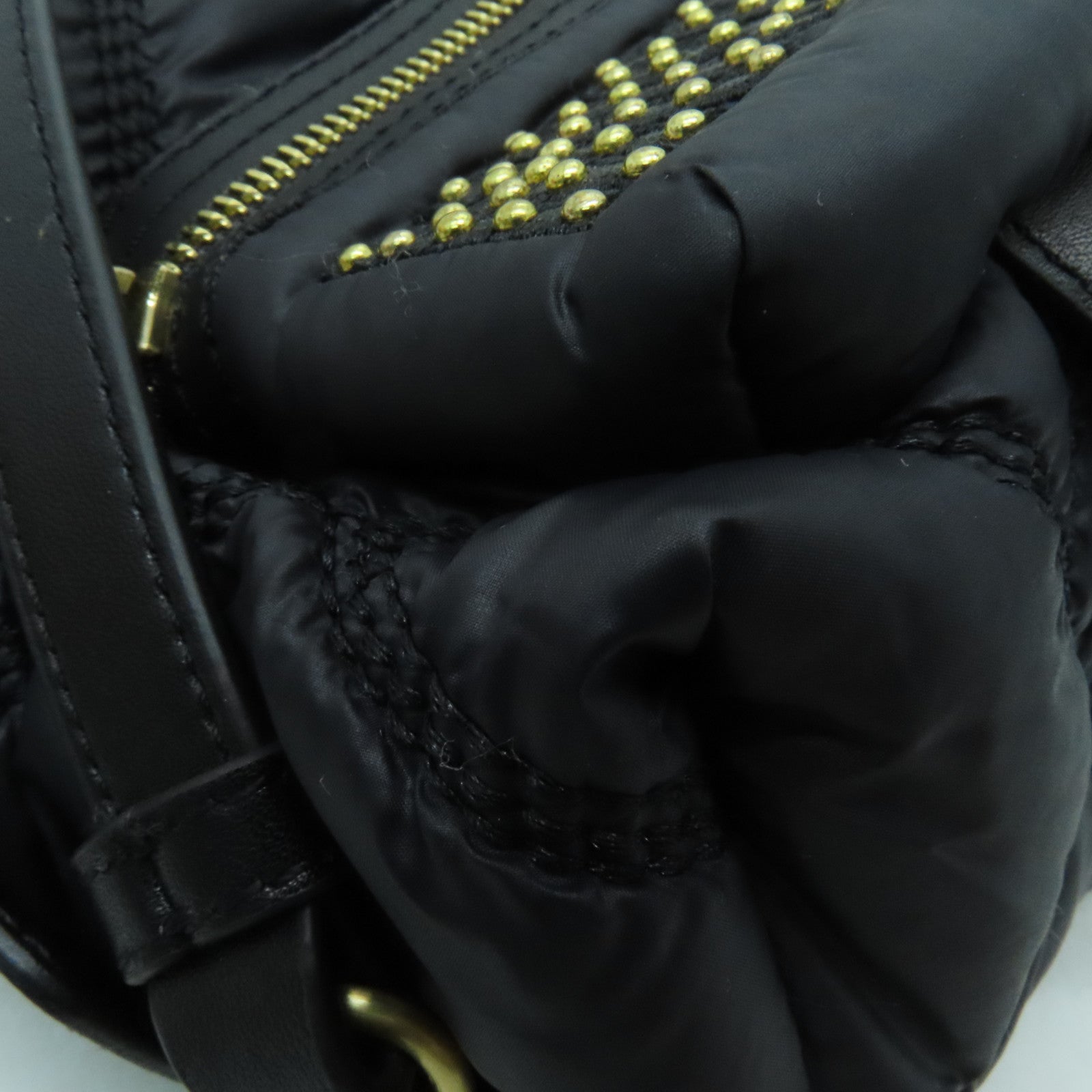 MOSCHINO 帆布Backpack金扣背包黑色