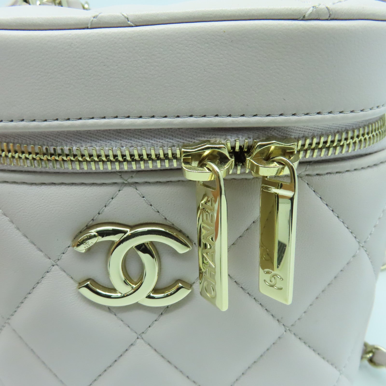 CHANEL 菱格羊皮皮革Vanity Chain Shoulder Bag金扣链带肩背袋粉红色