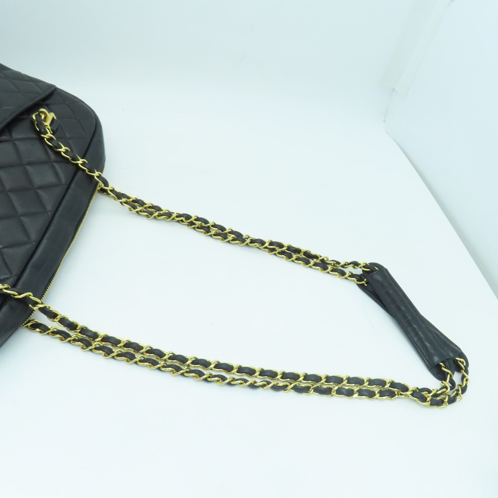 CHANEL 菱格羊皮皮革Chain Shoulder金扣肩背袋黑色