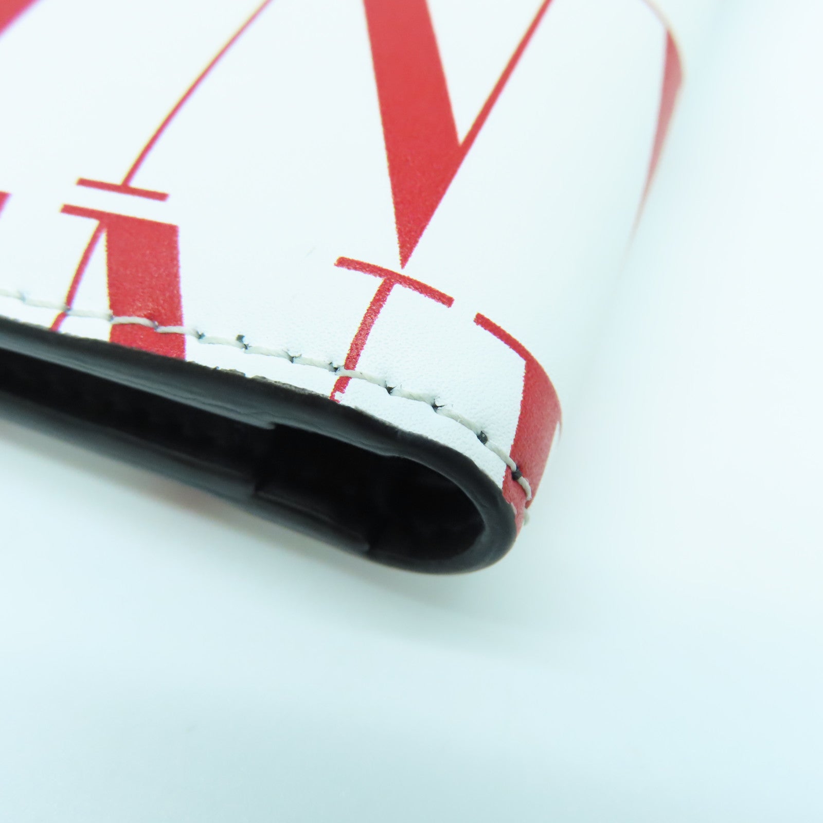 Valentino 牛皮皮革Card Holder卡片套白色