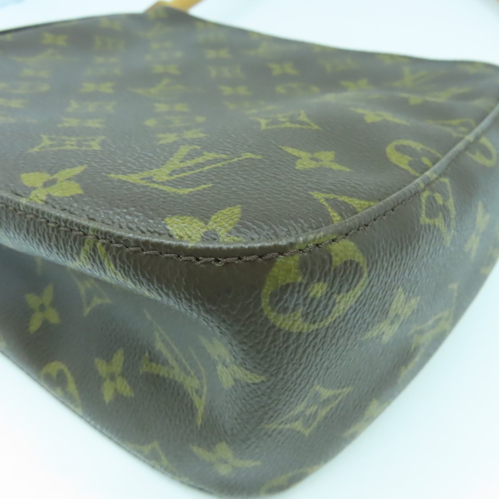 LOUIS VUITTON Monogram Looping MM金扣肩背袋啡色