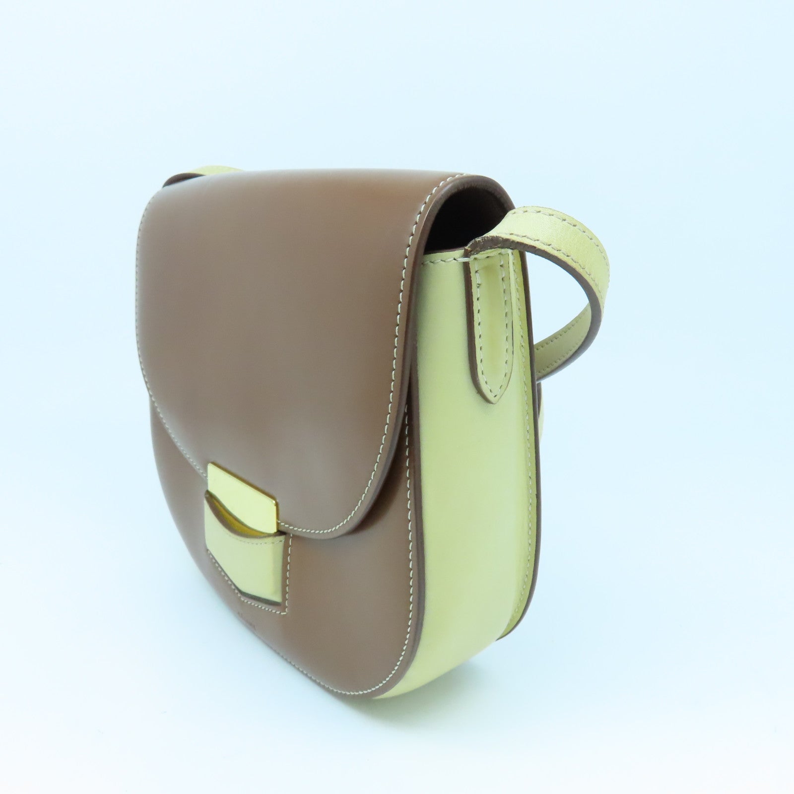 CELINE 牛皮皮革Small Trotteur金扣肩背袋啡色/淡黄色