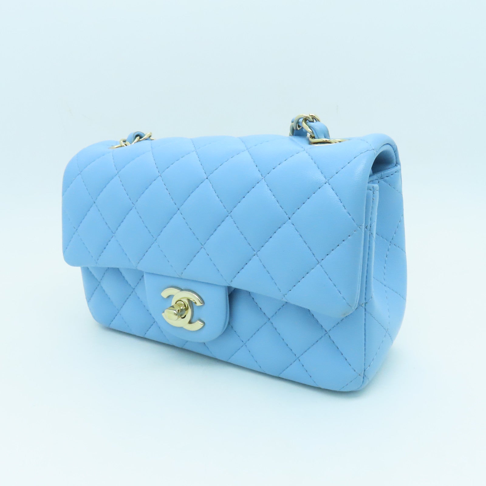CHANEL 菱格羊皮皮革Classic Mini金扣肩背袋蓝色