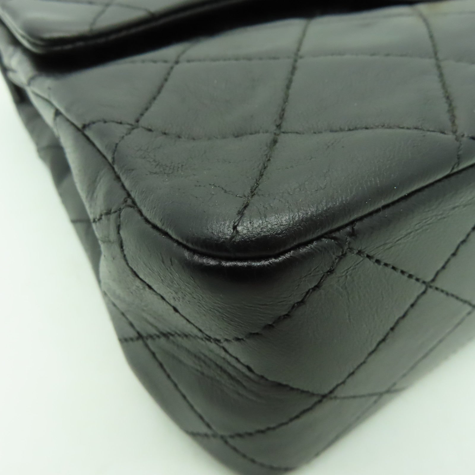 CHANEL 菱格羊皮皮革Vintage Shoulder金扣肩背袋黑色