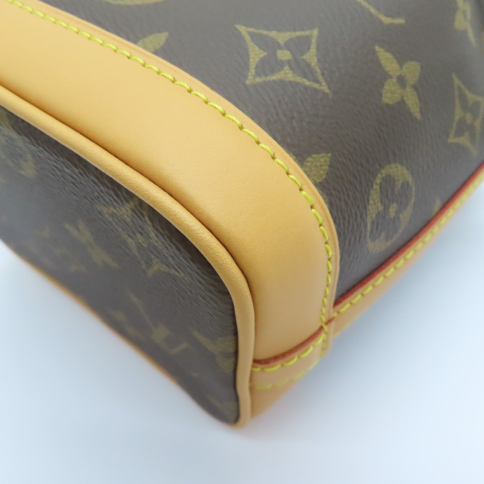 LOUIS VUITTON Monogram Nano Noe金扣手挽肩背兩用袋啡色