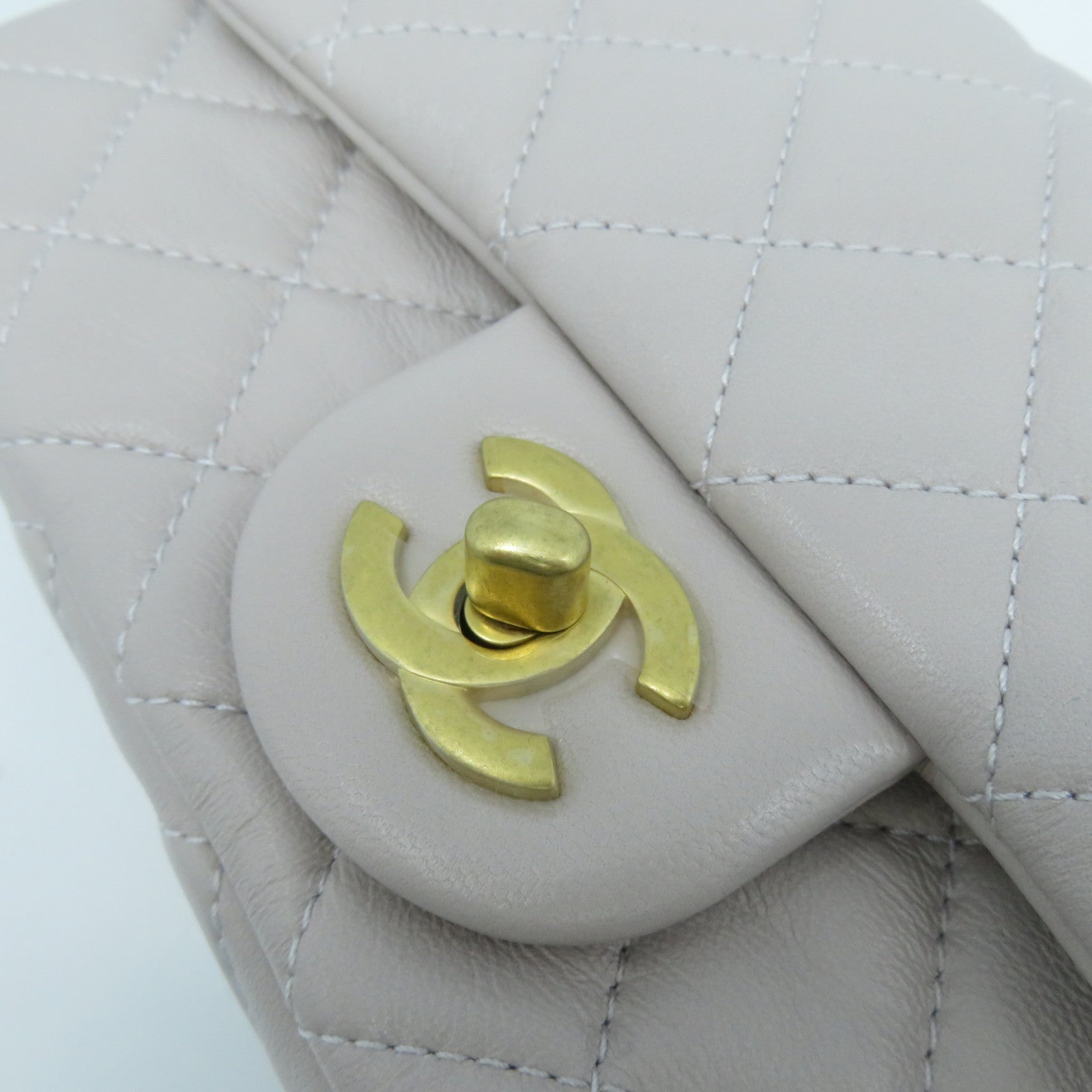 CHANEL 菱格羊皮皮革Mini 20 Gold Ball金扣鏈帶肩背袋淺紫色