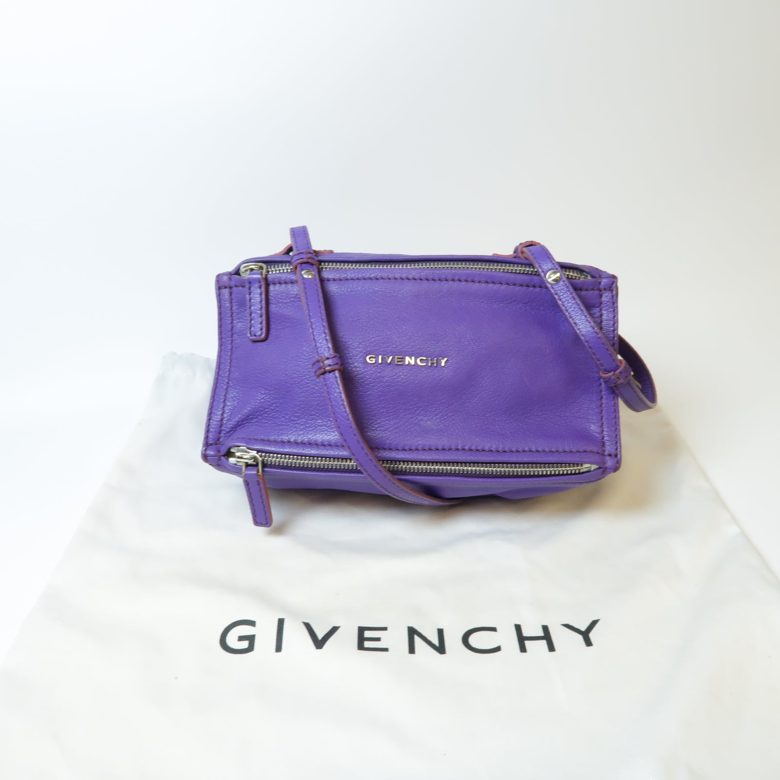 GIVENCHY 皮革Pandora銀扣肩背袋紫色