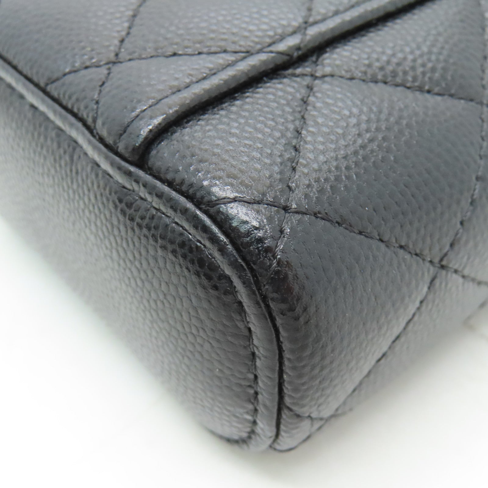CHANEL 菱格Caviar皮革Chain Shoulder金扣鏈帶肩背袋黑色