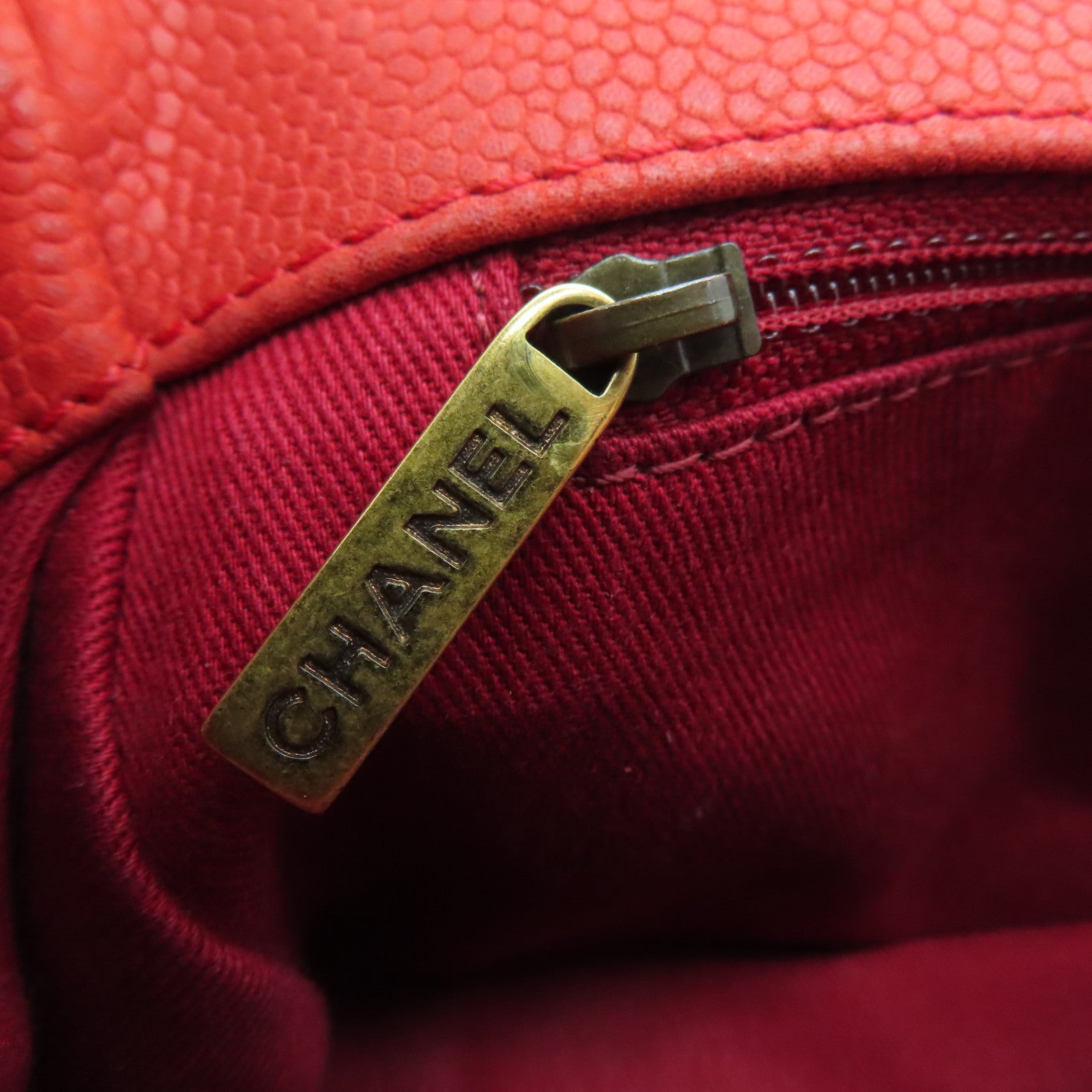 CHANEL 【激减优惠】菱格Caviar皮革Chain Shoulder Bag金扣肩背袋红色