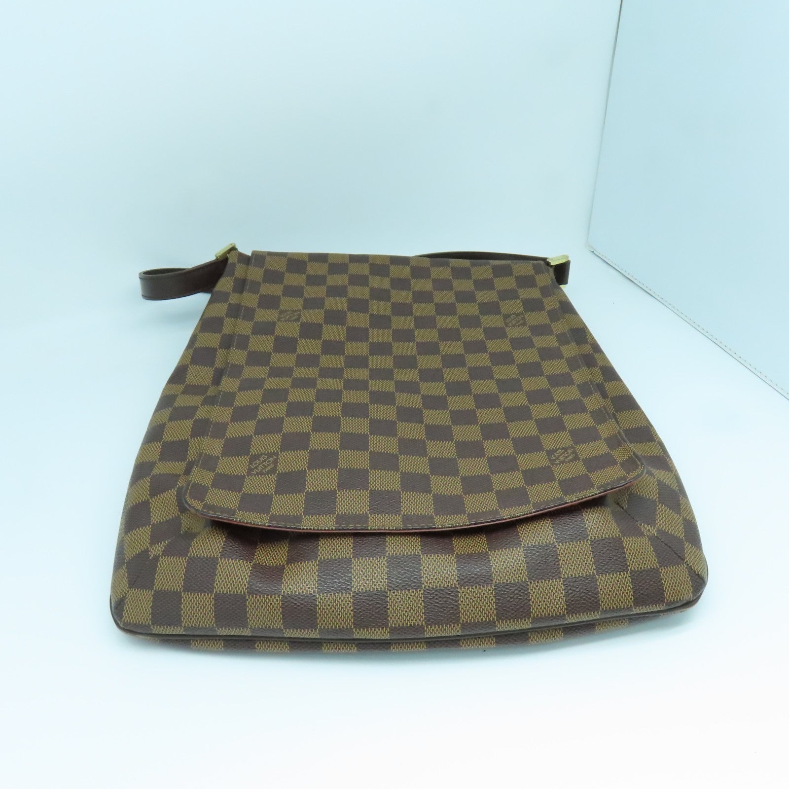 LOUIS VUITTON Damier Musette Salsa Gold Buckle Shoulder Bag Brown