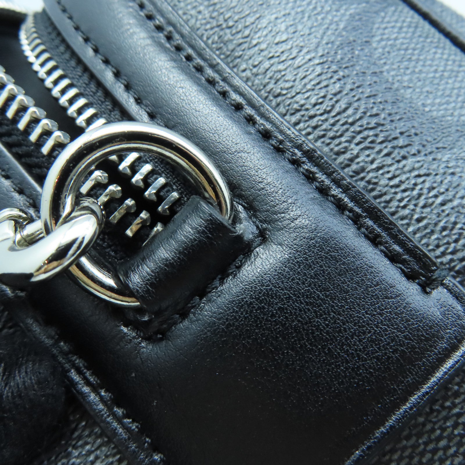 COACH 塗層帆布2 Way Shoulder Bag銀扣手挽肩背兩用袋黑色/灰色