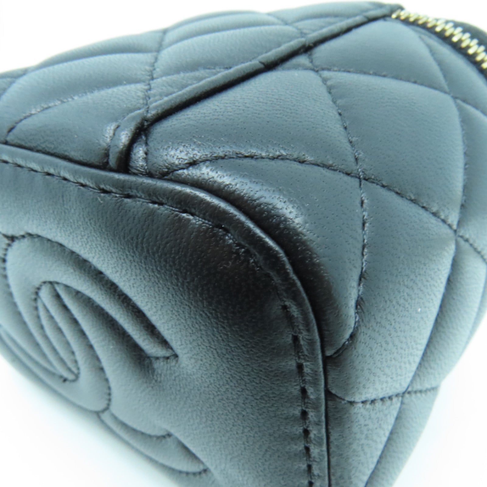 CHANEL 羊皮皮革Chain Shoulder金扣鏈帶肩背袋黑色