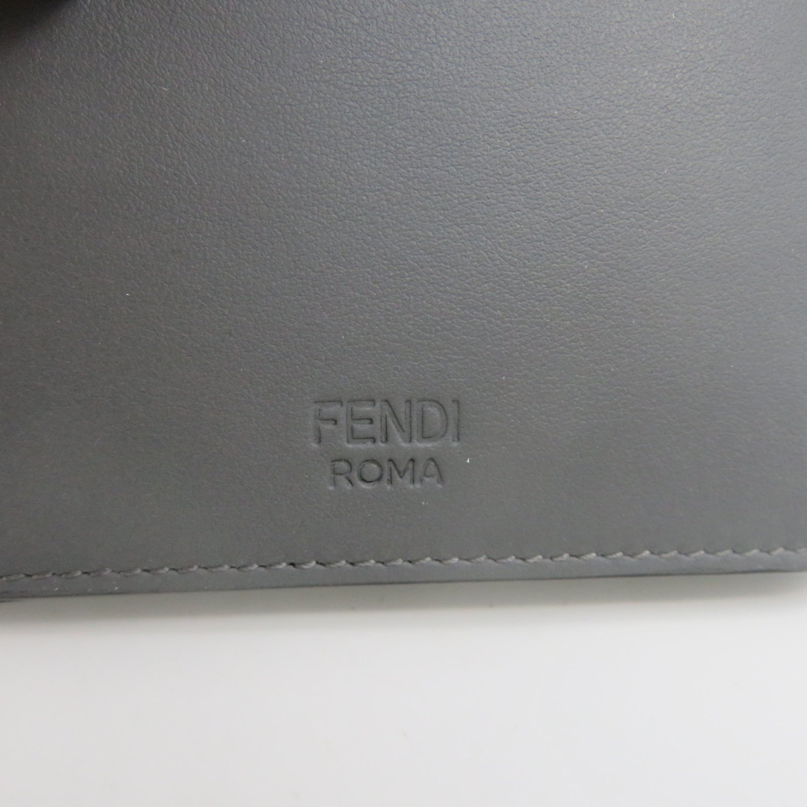 FENDI 【激減優惠】牛皮皮革Short Wallet短錢包黑色/灰色