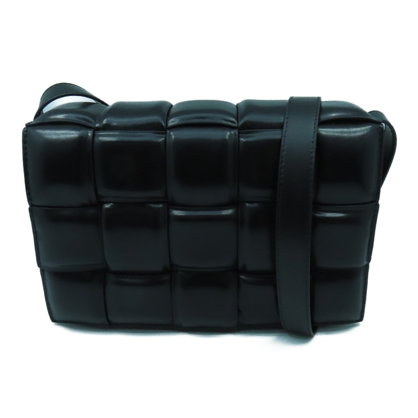 BOTTEGA VENETA 羊皮皮革Padded Cassette金扣肩背袋黑色