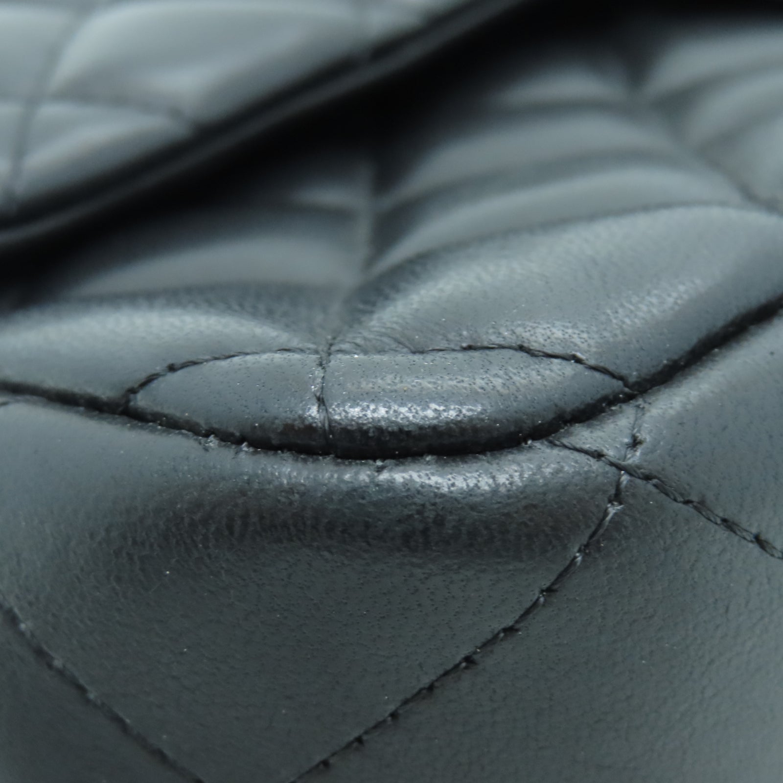 CHANEL 菱格羊皮皮革Chain Shoulder银扣链带肩背袋黑色