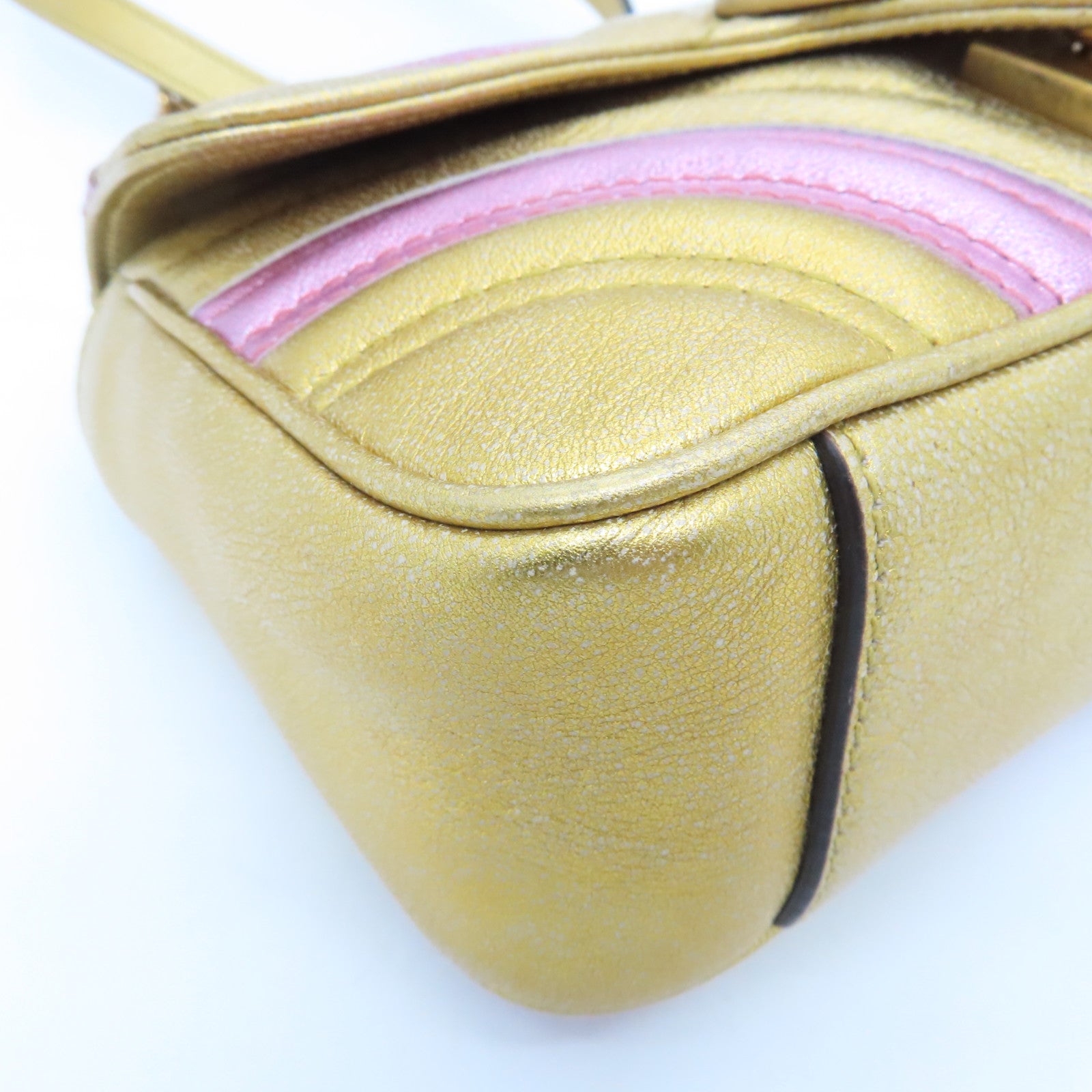 GUCCI cowhide leather GG Marmont gold buckle chain shoulder bag gold pink