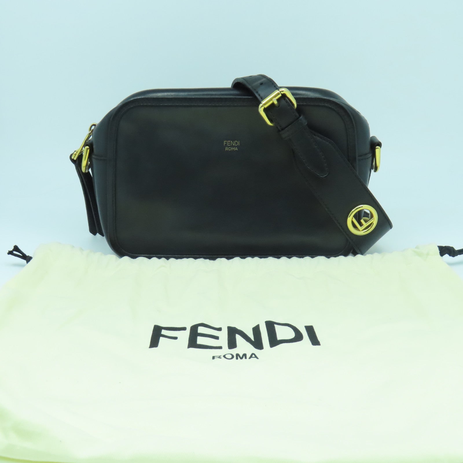FENDI 牛皮皮革Shoulder Bag金扣肩背袋