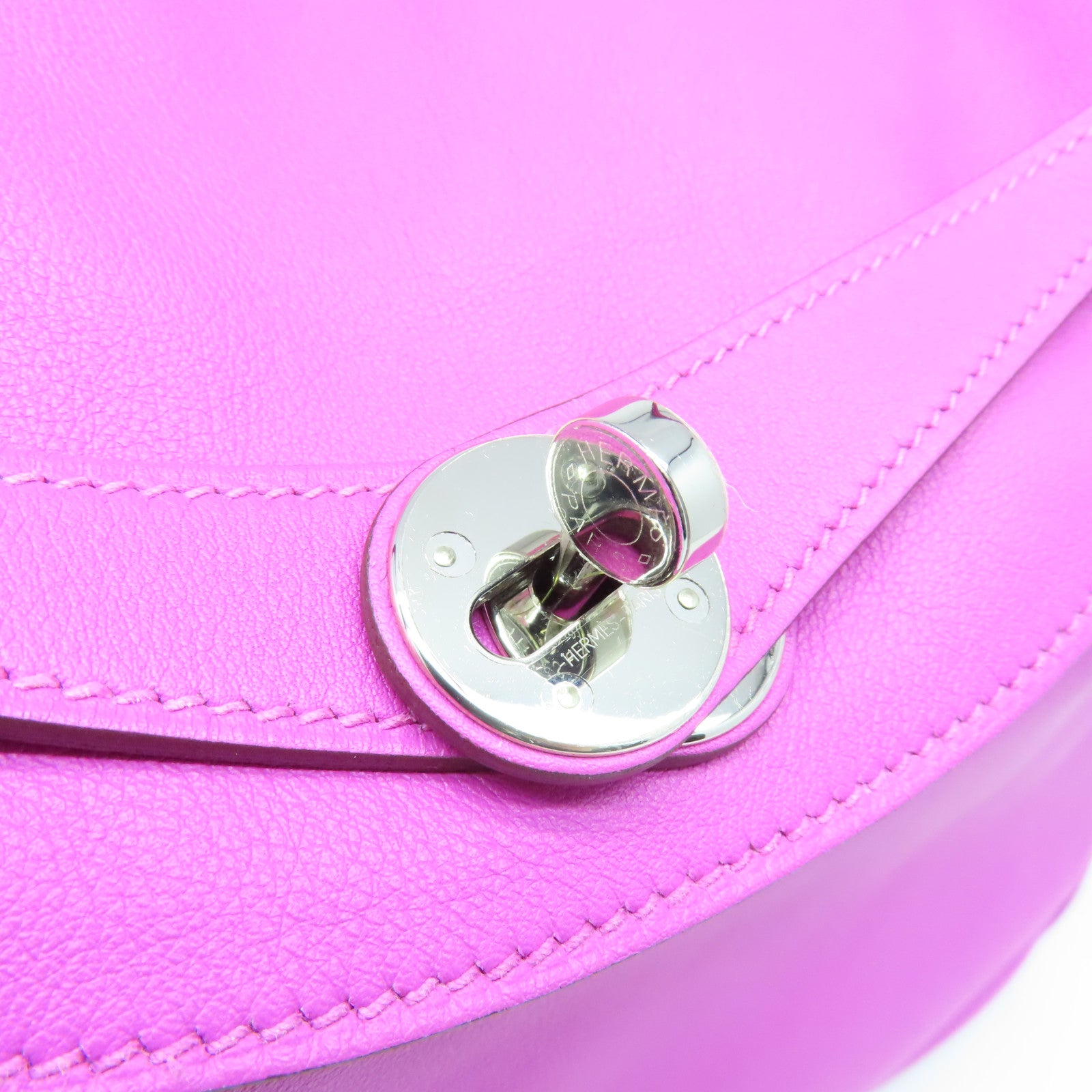 HERMES 【激減優惠】Swift皮革Lindy 30銀扣手挽肩背兩用袋Magnolia玉蘭紫色
