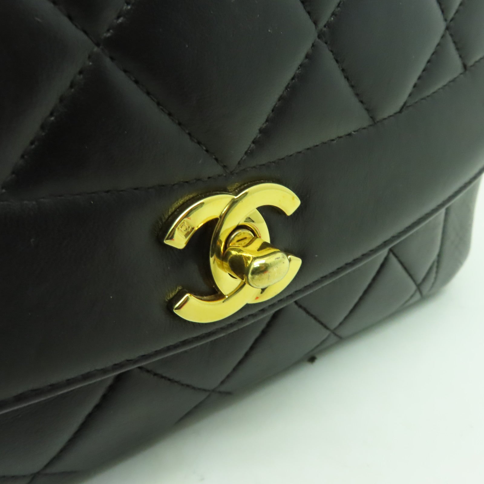 CHANEL 【激減優惠】菱格羊皮皮革Chain Shoulder Bag金扣鏈帶肩背袋黒色