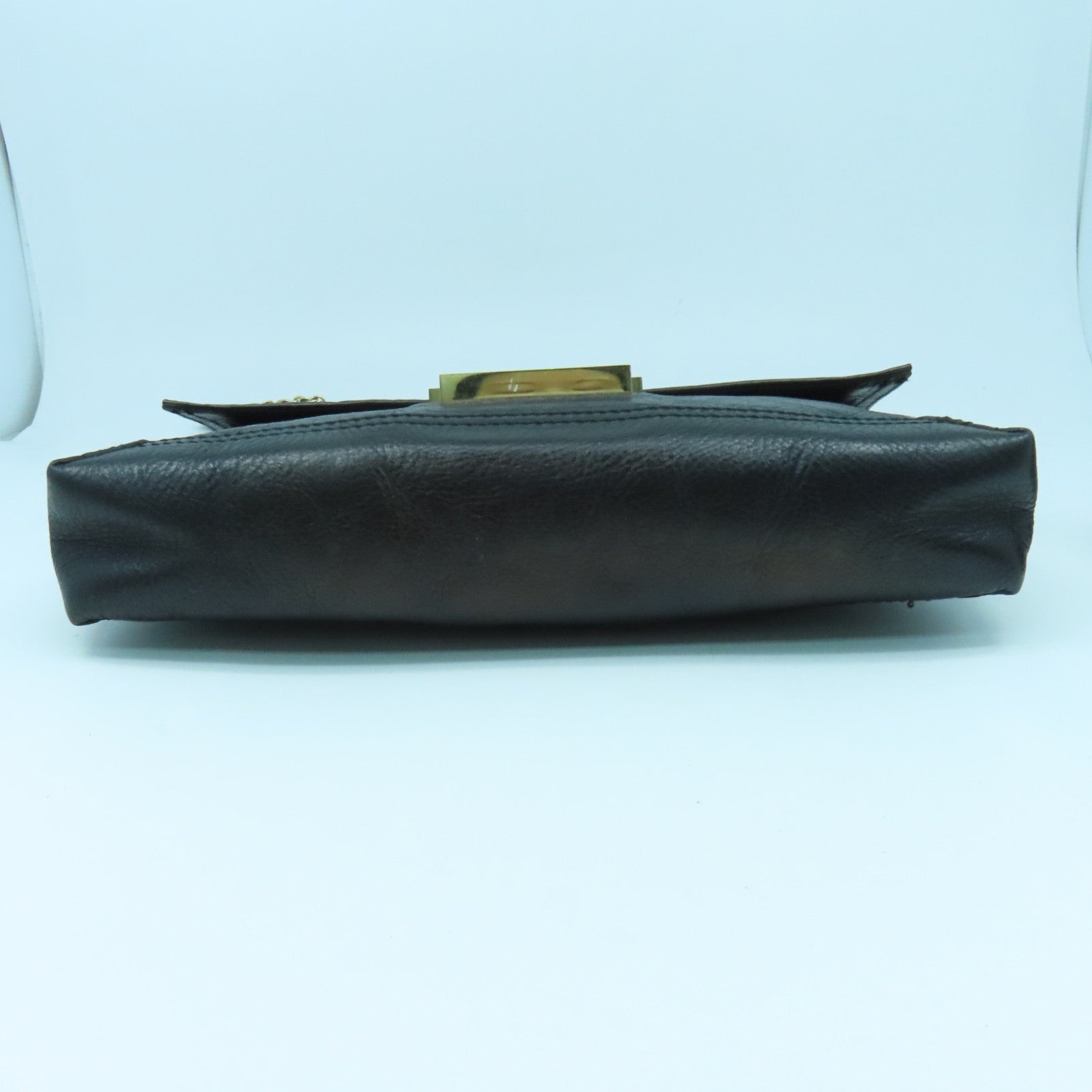 FENDI 牛皮皮革Shoulder Bag金扣肩背袋黑色