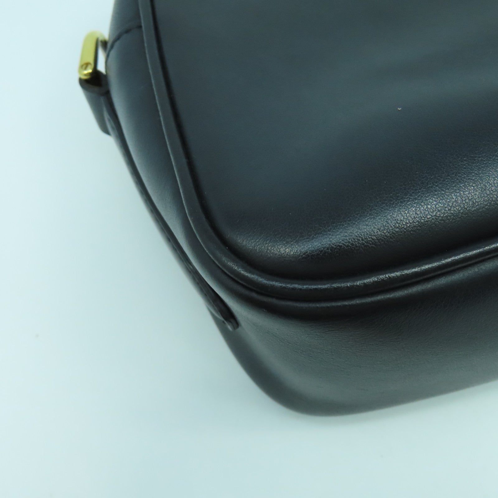 FENDI 牛皮皮革Shoulder Bag金扣肩背袋