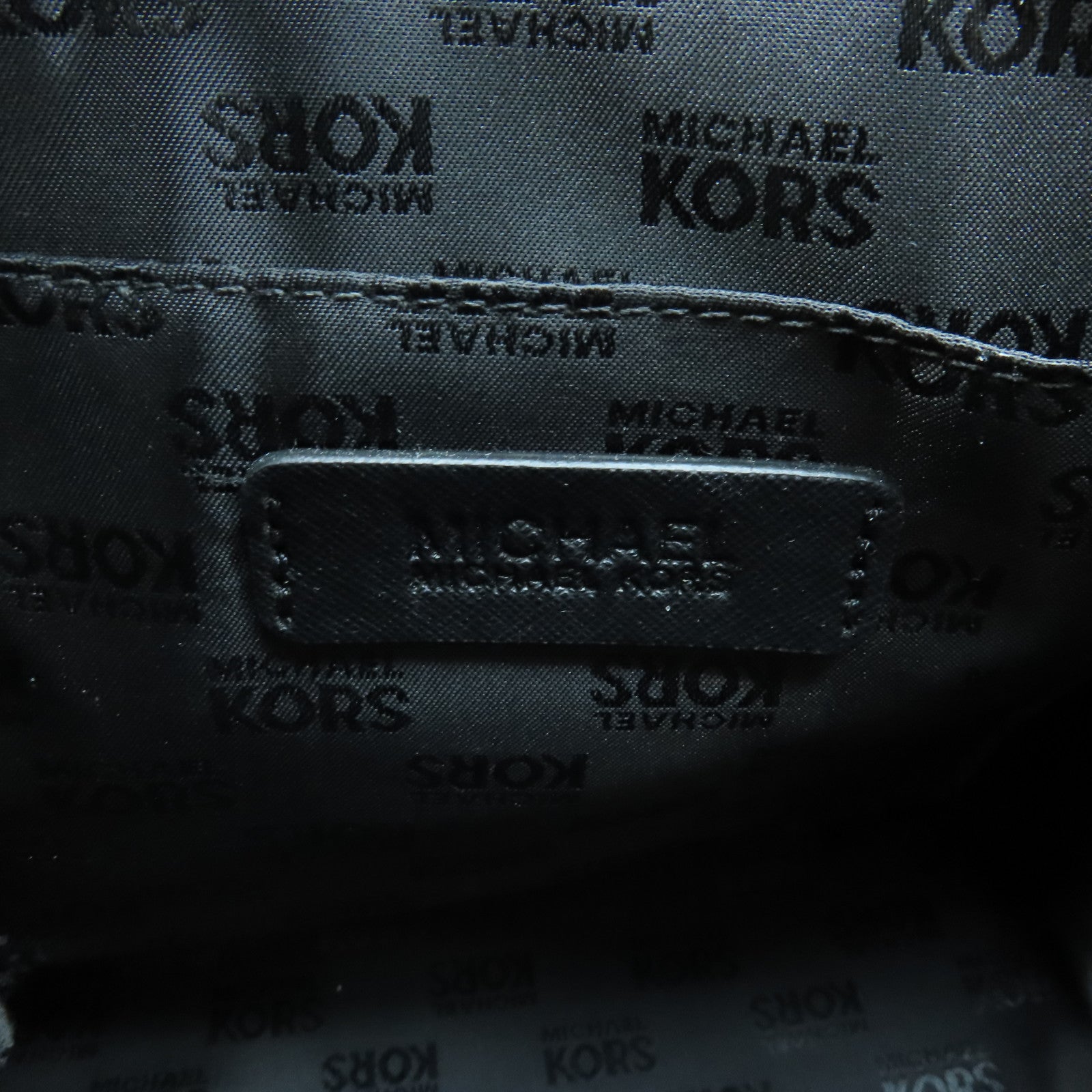 Michael Kors 牛皮皮革2 Way Shoulder金扣手挽肩背兩用袋黑色