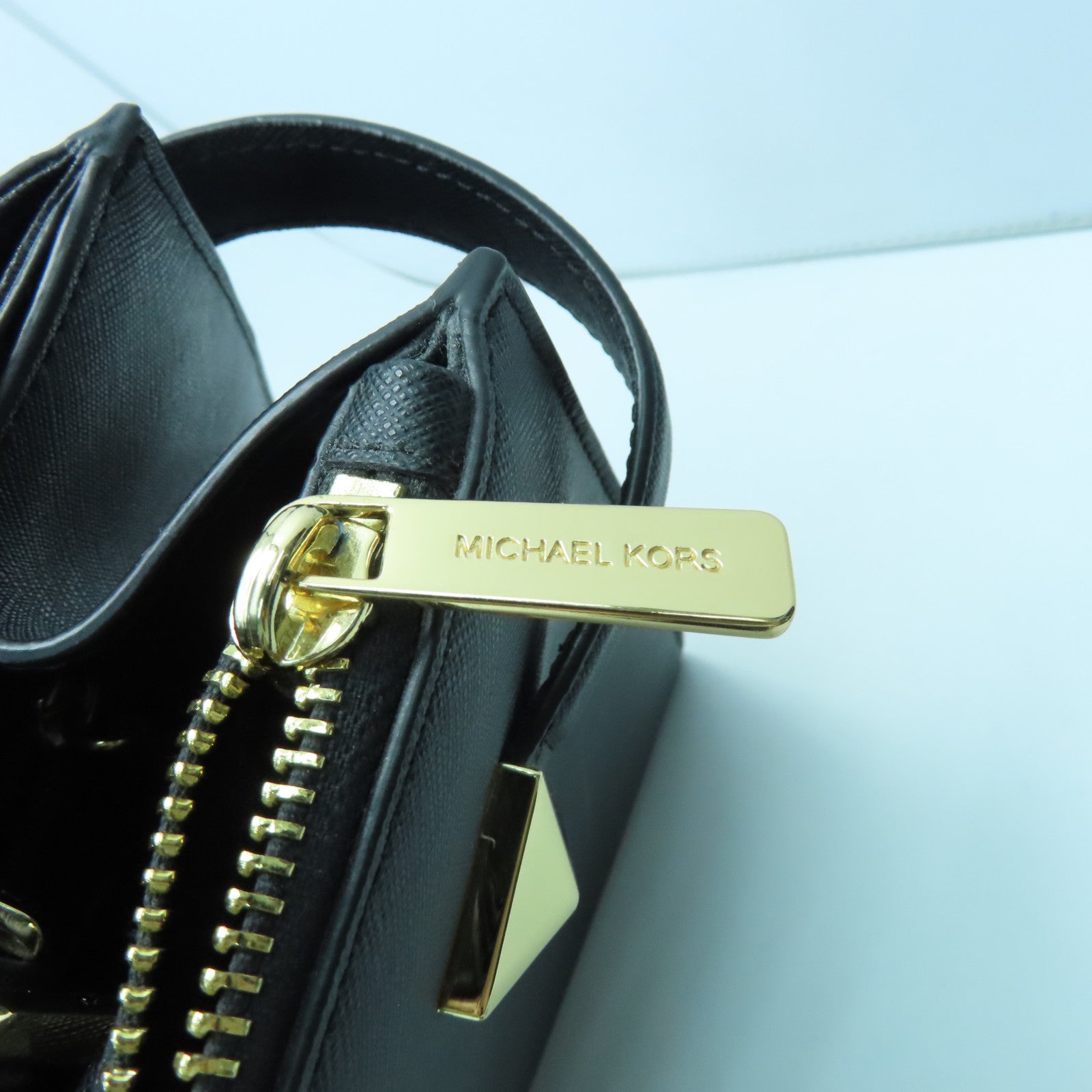 Michael Kors 牛皮皮革2 Way Shoulder金扣手挽肩背兩用袋黑色