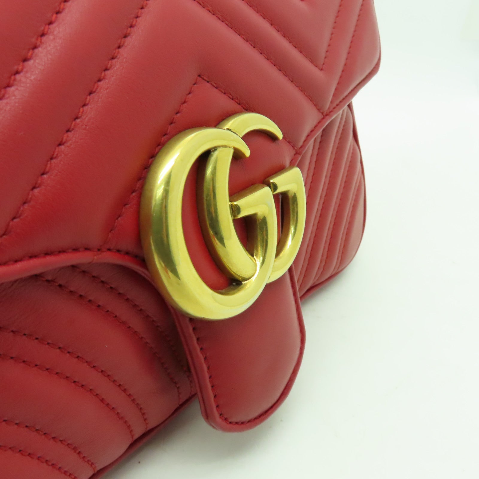 GUCCI 牛皮皮革GG Marmont金扣肩背袋紅色