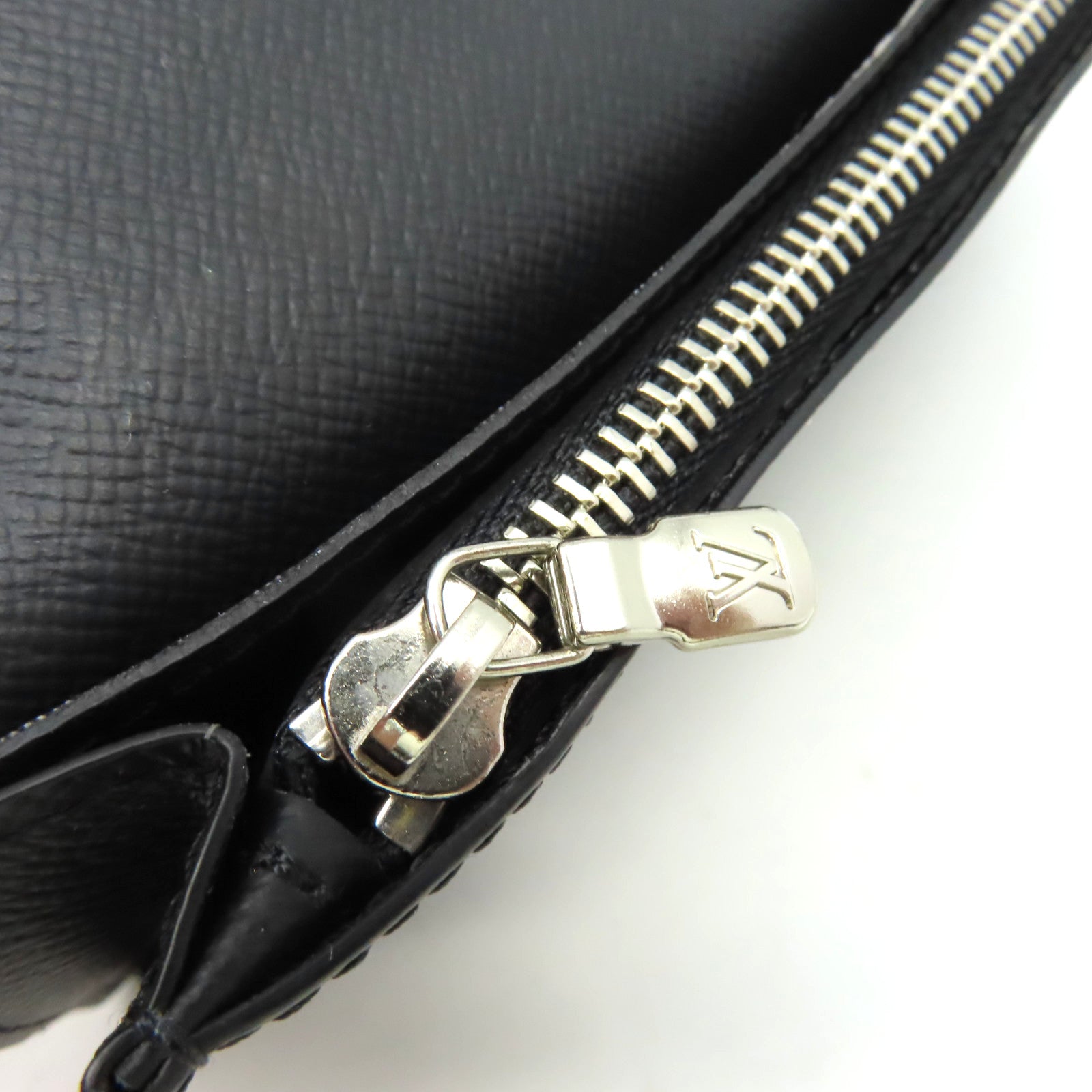 LOUIS VUITTON Damier Graphite Brazza Wallet長錢包黑色/碳灰色
