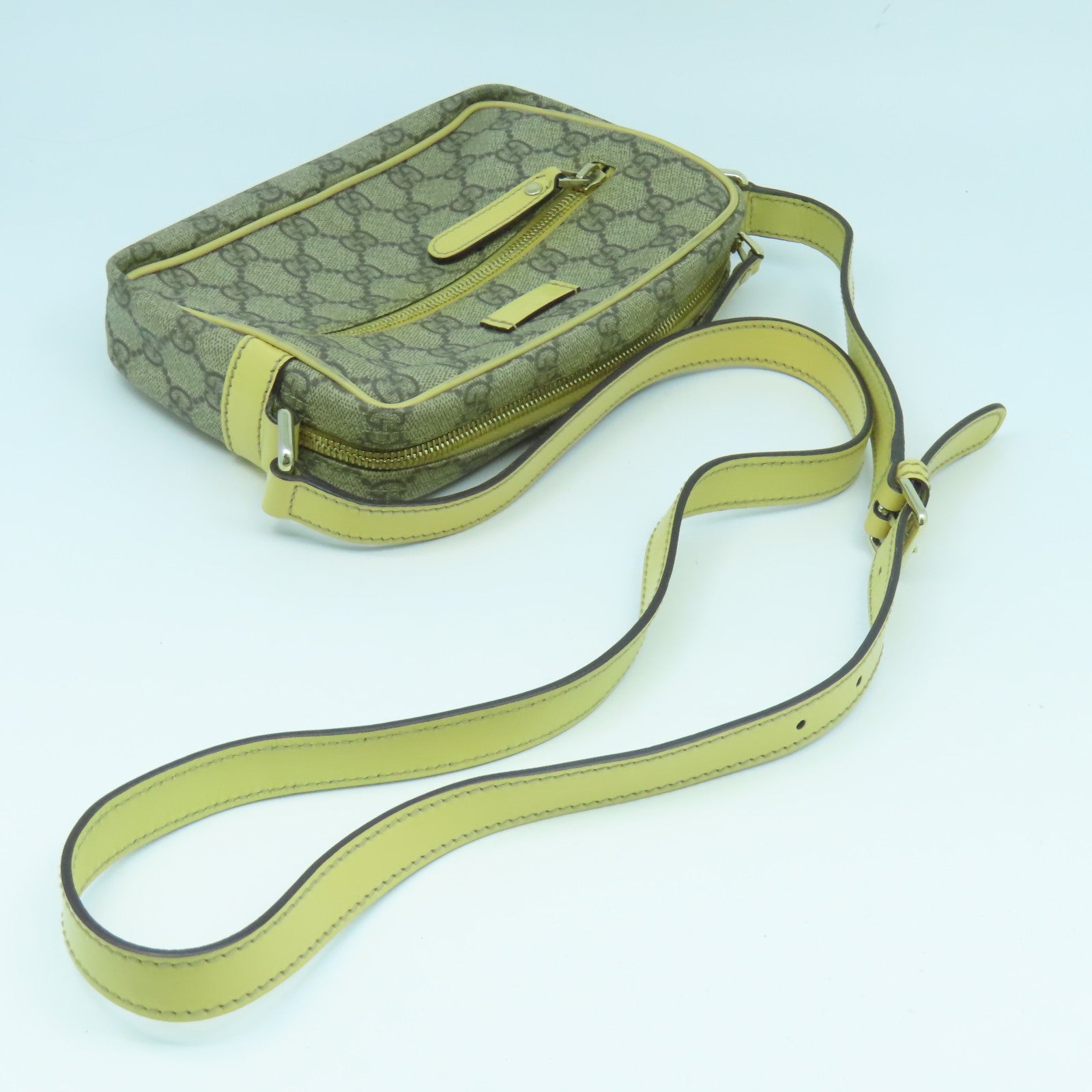GUCCI 塗層帆布/皮革Shoulder Bag銀扣肩背袋米色/啡色