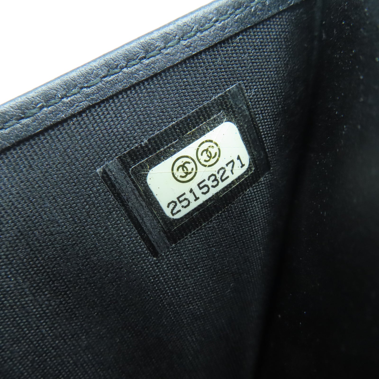 CHANEL 菱格牛皮皮革Boy Wallet銀扣錢包黑色