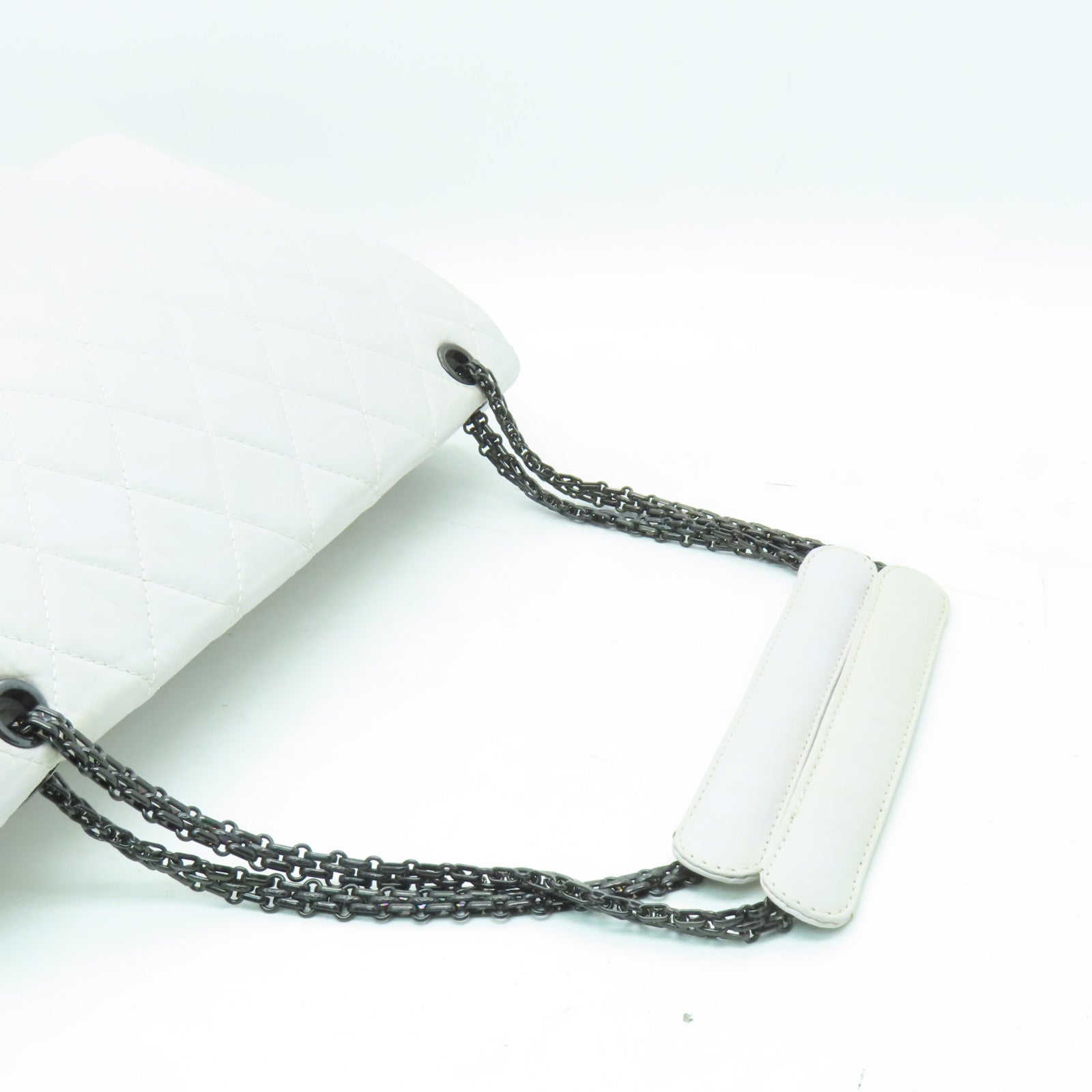 CHANEL 菱格牛皮皮革Chain Shoulder鏈帶肩背袋灰色